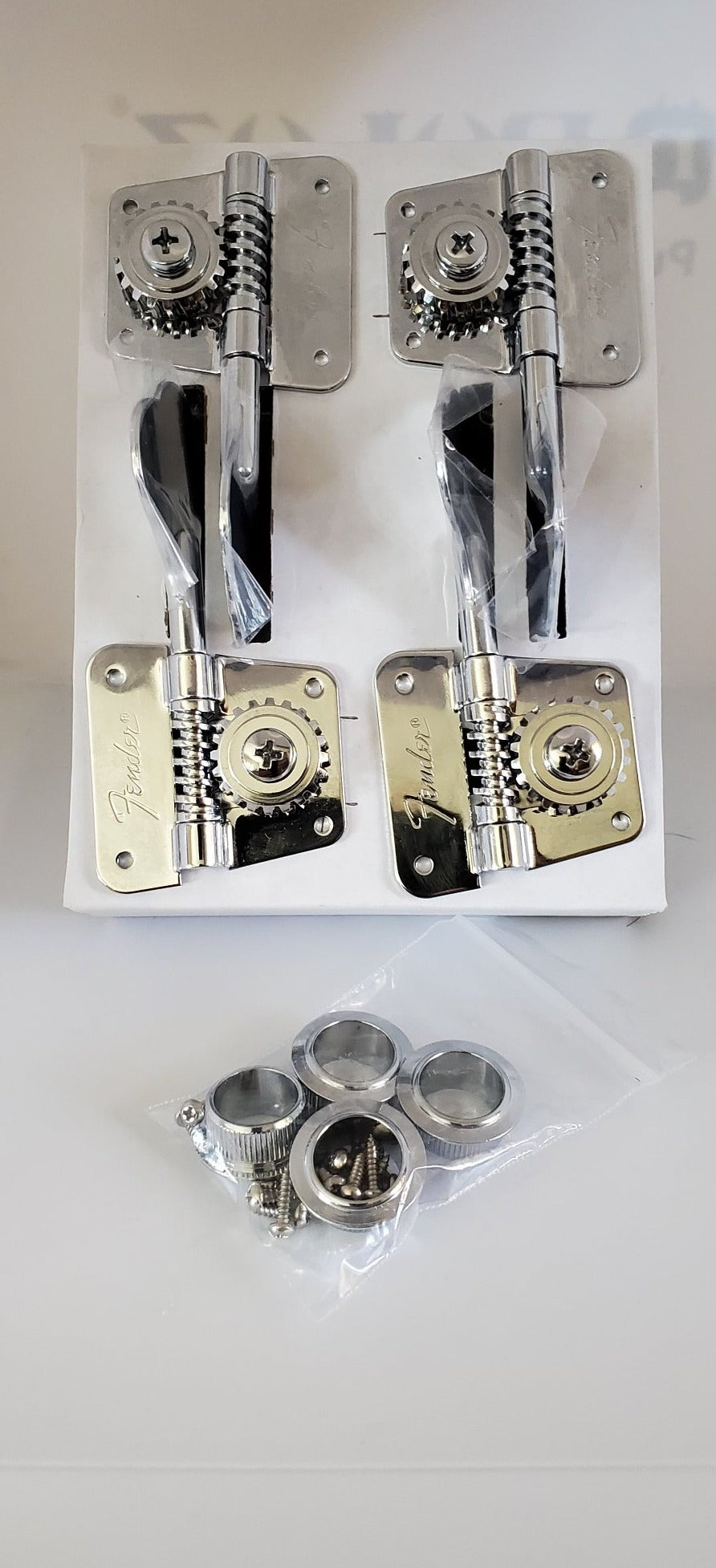 Fender Vintage 70"s bass tuners - chrome