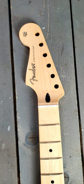 Fender Strat w/ reverse headstock